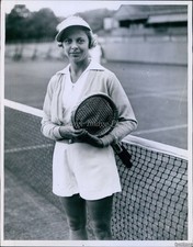 1936 Us Tennis Champion Alice Marble Models Athletic Form Sports 7X9 Press Photo