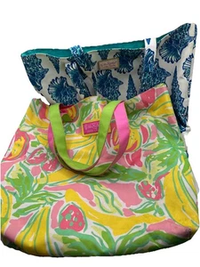 Lilly Pulitzer for Estee Lauder Set of 2 Totes - Picture 1 of 9