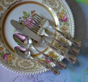 Cubiertos Rogers Bros HERITAGE 1953 por 1847 tu elección cuchillo tenedor cucharadita - Imagen 1 de 21