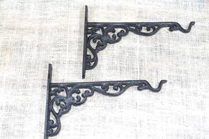 2 Cast Iron Victorian Style Plant Hooks Rustic Garden Hangers Wall Barn Fence - Picture 1 of 6