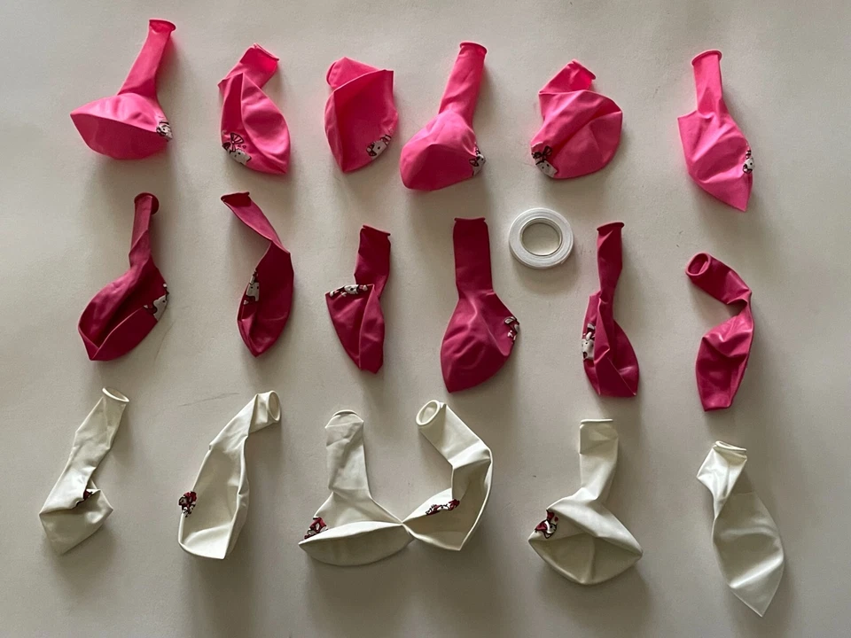 Hello Kitty Feliz Cumpleaños Suministros Cupcake Topper Globos Platos Banners y Más Foto 1 de 1