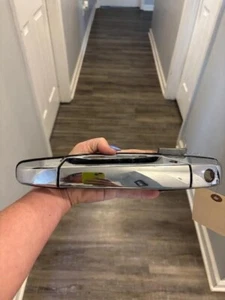 2007-2014 Cadillac Escalade Chevrolet GMC Trucks LEFT FRONT Outside Door Handle - Picture 1 of 5