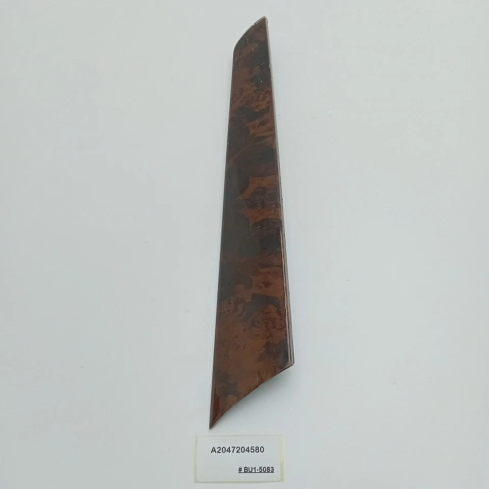 Tira de moldura Mercedes-Benz C350 2006-2014 A2047204580 Foto 1 de 4