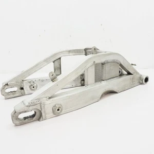 Swing Arm Rear Fork for Suzuki RGV250 Gamma VJ22A 93-94 Genuine - Bild 1 von 5