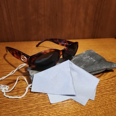 Gafas de sol vintage Gucci GG 2195/S 08D ojo de gato tortuga entrelazadas logotipo G Foto 1 de 4
