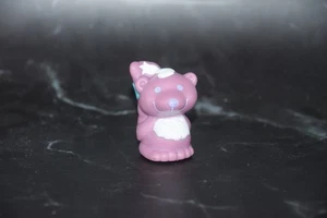 Strawberry Shortcake ~ Soufflé Skunk ~ Vintage PET of Angel Cake - Imagen 1 de 2