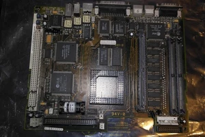 Apple Macintosh LC 475 / Quadra 605 logic board  820-0364-A FOR PARTS OR REPAIR - Picture 1 of 8