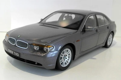 Kyosho 1/18 Scale Diecast  - 08571SG BMW 745i Metallic Grey - Image 1 of 4
