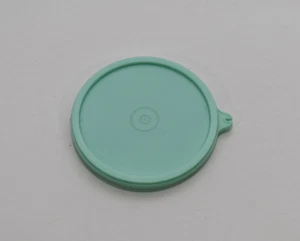 Vintage Tupperware Wunderbare Rührschüssel mintgrün Deckel Kühlschrankmagnet - Bild 1 von 4