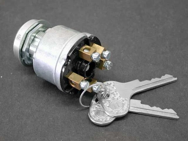 Porsche 356 Ignition Switch w/ Keys OEM BOSCH 64461310106 - Image 1 of 1