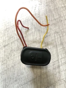 Black + Decker BDCDS18 Ersatz EIN/AUS SCHALTER (Löten erforderlich) - Bild 1 von 1