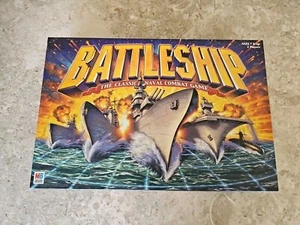 Battleship Classic Naval Combat Board Game 2002 100% Complete Milton Bradley - Picture 1 of 7