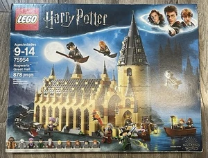 LEGO Harry Potter Hogwarts Große Halle 878 Teile (75954) NEU/VERSIEGELT - Bild 1 von 5