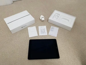 Apple iPad Pro 1st Generation 128GB A1673, Wi-Fi, 9.7-inch - Picture 1 of 9