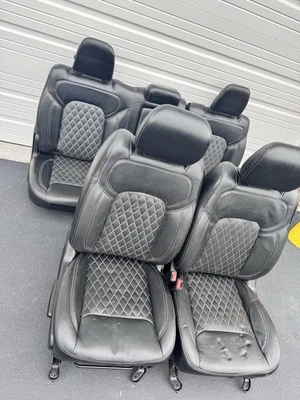 Dodge Ram 1500 19-24 asientos de cuero térmico delanteros y traseros doble cabina negros Foto 1 de 4