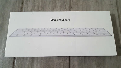 Silver Magic Keyboard 2, MLA22LL/A (Worldwide Shipping) - Image 1 of 3