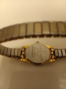 Vintage Sharp Quartz Women's Silver Expanding Wrist Watch 353475 Needs Battery,  - Picture 1 of 4