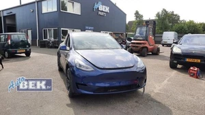 Front Windscreen Tesla Model Y 5YJY P23346269 - Picture 1 of 2