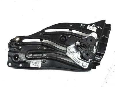 2009-2016 Bmw Z4 Rear Passenger Right Quarter Glass Regulator 51-37-7-198-308 - Image 1 of 4