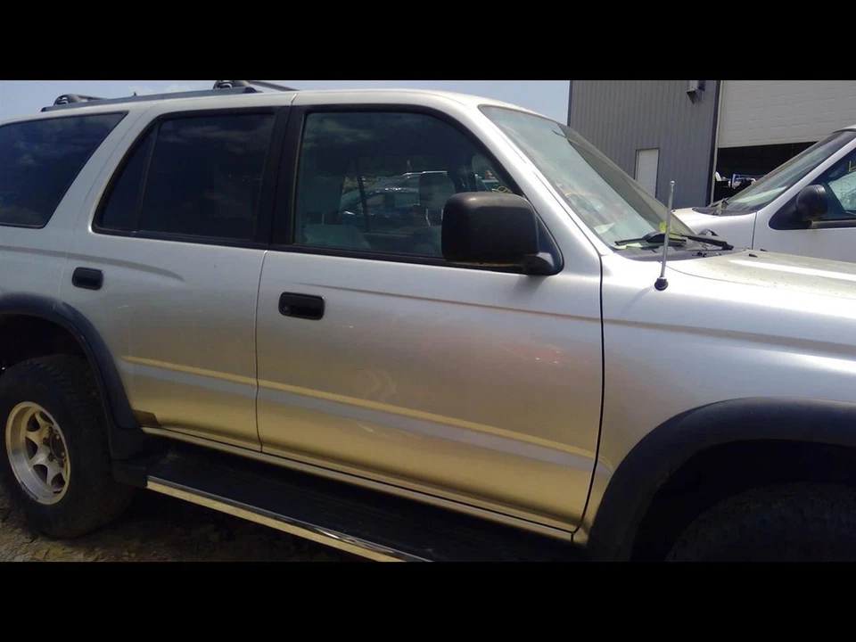 Passenger Front Door SR5 Electric Windows Fits 96-02 4 RUNNER 887555 Foto 1 de 1