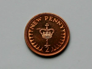UK (Great Britain) 1971 1/2 PENNY Elizabeth II Coin AU+ Red/Brown IMPAIRED PROOF - Picture 1 of 2
