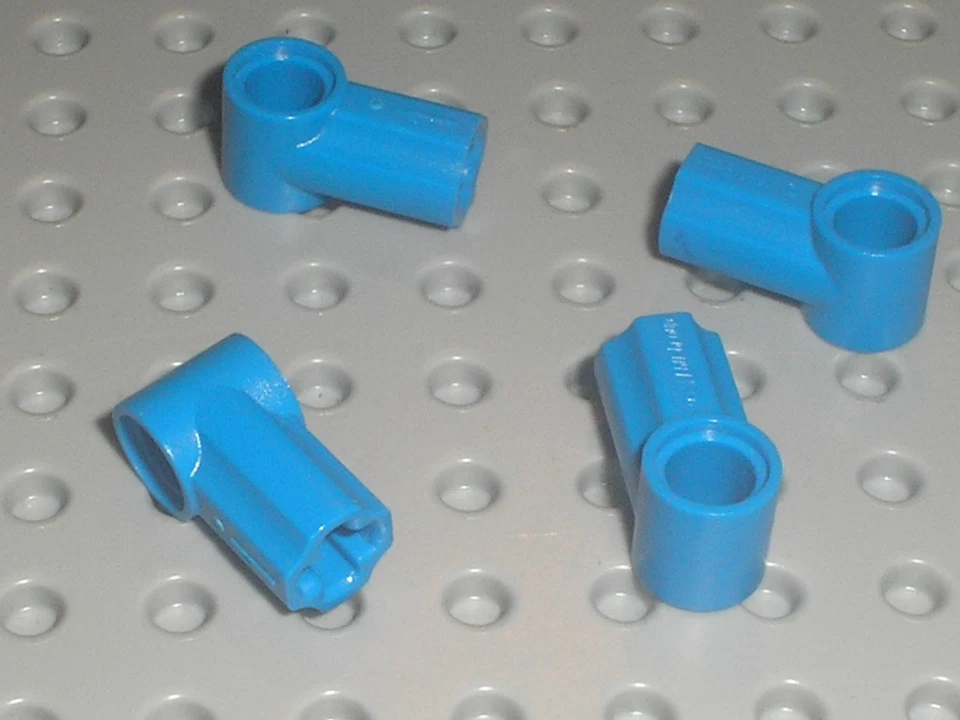 LEGO technic Blue Angle Connector ref 32013 /set 8052 9618 9748 9719 3804 9499.. - Photo 1/1