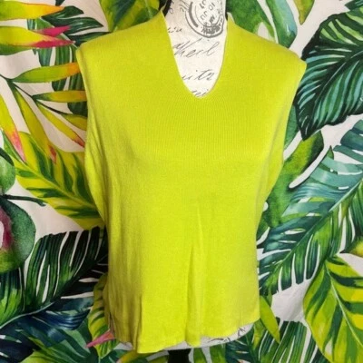 Vintage Y2K Pierre Cardin L Vibrant Bright Green Sleeveless Knit Sweater Top - Image 1 of 4