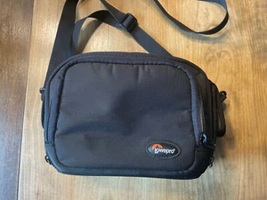 Lowepro Clips 120 Photo Shoulder Strap Bag for Digital Camcorder / Small DSLR - Picture 1 of 3