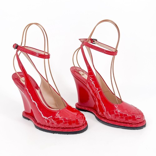 Bottega Veneta Intrecciato Zeppa Tacchi Taglia 38 US 8 Rosso Patent Caviglia Avvolgente