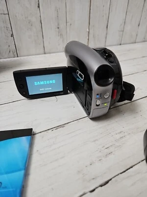SAMSUNG DVD CAMCORDER SC-DX103 WORKS GREAT - Image 1 of 4