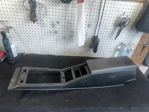NISSAN Z31 300ZX FRONT CENTER CONSOLE ARMREST With LID COVER BLACK OEM - Picture 1 of 9