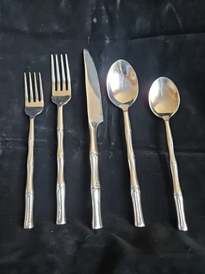 Juego de cubiertos de 5 piezas de acero inoxidable Hampton Silversmiths BAMBOO  Foto 1 de 4