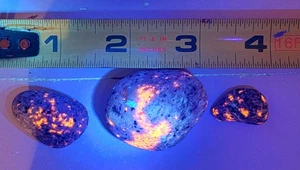 Three BRIGHT Yooperlite Rocks Fluorescent Sodalite Glow Stone V3. Great VALUE! - Picture 1 of 6