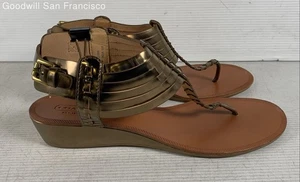 Coach Gold Leather Slip-On Wedge Heels Classic Thong Womens Sandals Size 10B - Picture 1 of 6