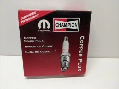Set of 4 - Champion RE14MCC4 Copper Plus Spark Plugs Made in US - BRAND NEW - Image 1 of 3