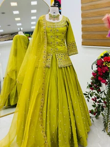 Ready Made Suit Indian Bollywood Designer Wedding Pakistani Bridal Top Lehenga - Picture 1 of 5