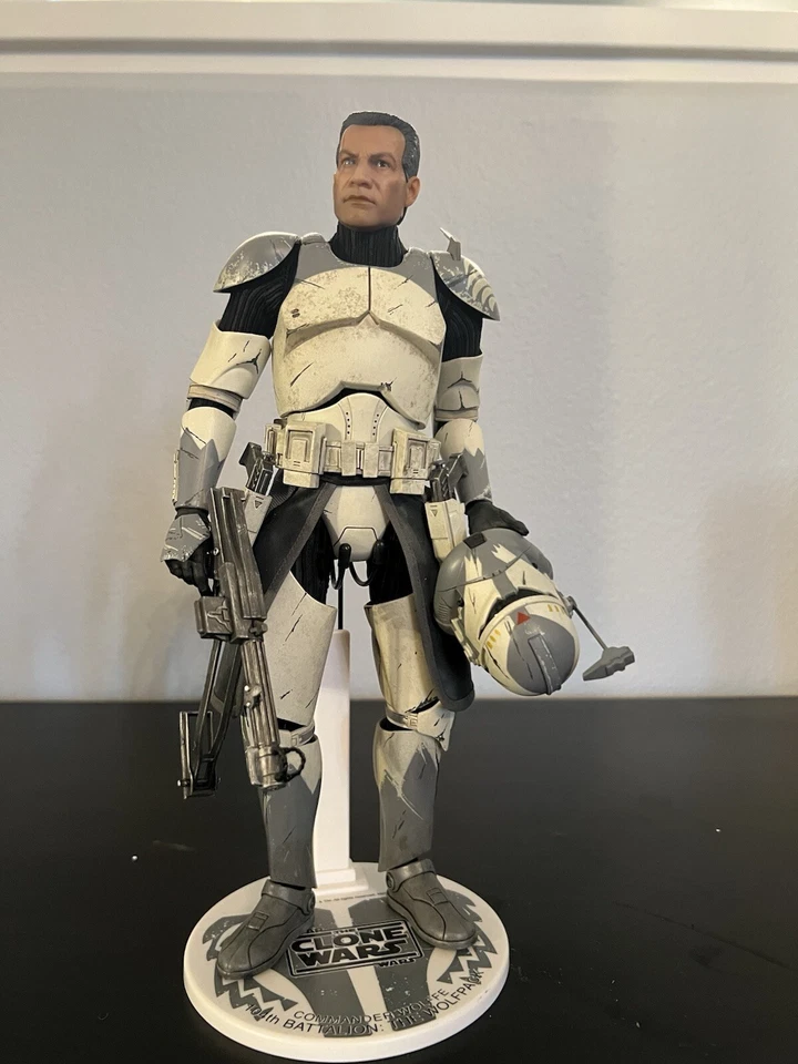 Coleccionables Sideshow - Exclusivo de Sideshow - Clone Commander Wolffe - Escala 1/6 Foto 1 de 1