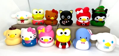 Sanrio Hello Kitty & Friends Duck'z! Игрушка для ванны с корицей Pompompurin Tuxedosam - Изображение 1 из 4