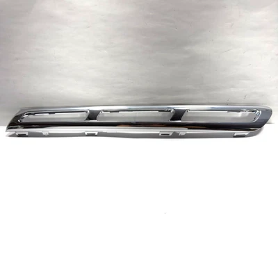 Оригинальный хромированный молдинг нижняя левая отделочная планка для Mercedes Benz 2007–2019 годов выпуска - Изображение 1 из 4