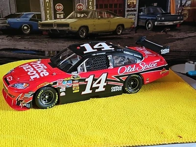 DE COLECCIÓN MOTORSPORTS AUTHENTICICS 14 Tony Stewart Office Depot 2010 Impala BONITO AUTO Foto 1 de 4