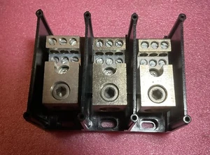 Ferraz Shawmut Power Distribution Block 67663 - Picture 1 of 4