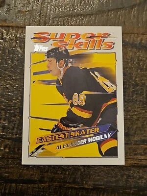 1996 Topps Super Skills #36Hockey Fastest Skater Alexander Mogilny(3) - Image 1 of 2