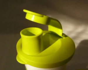 Tupperware Repuesto Vaso Sello Tapa Abatible Líquido Tapa Apretada Verde Nuevo - Imagen 1 de 1