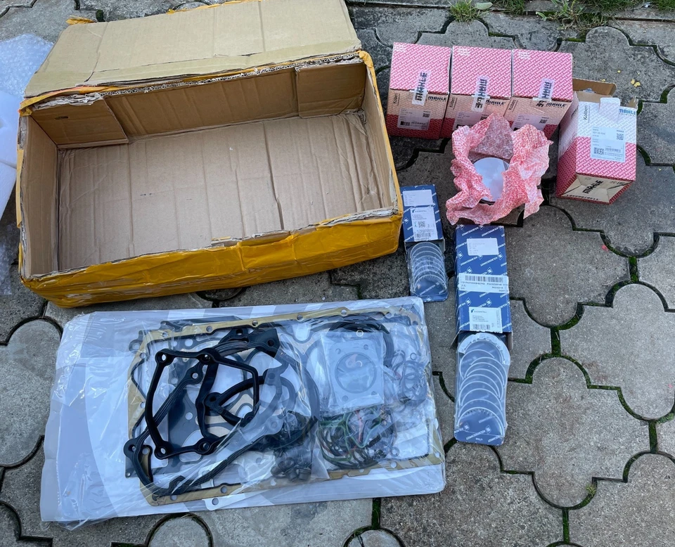 Kit de pistones de juntas de revisión de motor para BMW 120i 318i X1 E88 E90 E93 E81 N46 2.0 Foto 1 de 4