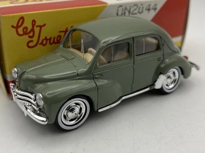 SOLIDO Renault 4Cv Berline 1954 1:43 Diecast Modelcar - Image 1 of 4