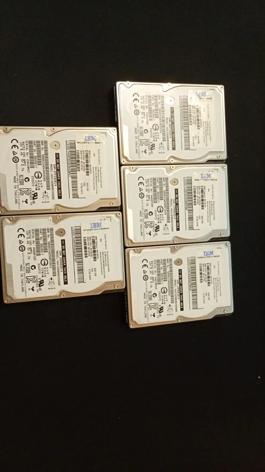 Disco Rigido (Hard Disk SAS 600 GB 10000 RPM) IBM HUC109060CSS600 - Immagine 1 di 1