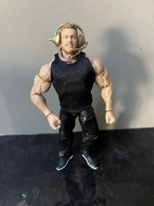 WWE Mattel Elite Wrestlemania 40 Pat McAfee Figura de Lucha Libre Auriculares de Bonificación - Imagen 1 de 2