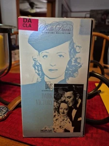 Dark Victory Vhs - Picture 1 of 6