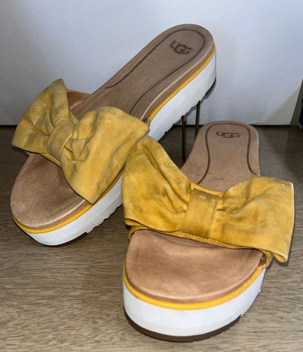 UGG Joan sandali platform fiocco oro giallo girasole foderati pelle donna tg 7 5
