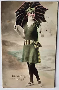 VINTAGE 1920 HANDBEMALT RPPC BADEN SCHÖNHEIT STRAND BUM TOUR IN EINEM LEBENDER!! - Bild 1 von 2
